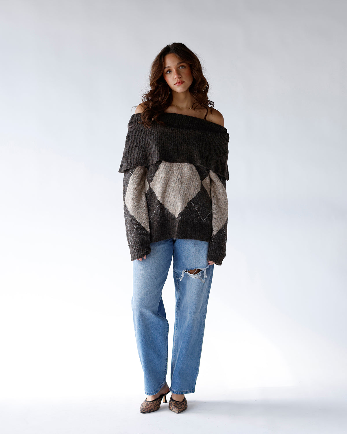 WINTER CHARM ARGYLE SWEATER