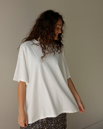 DAYDREAMER LA VINTAGE WHITE GRAPHIC TEE