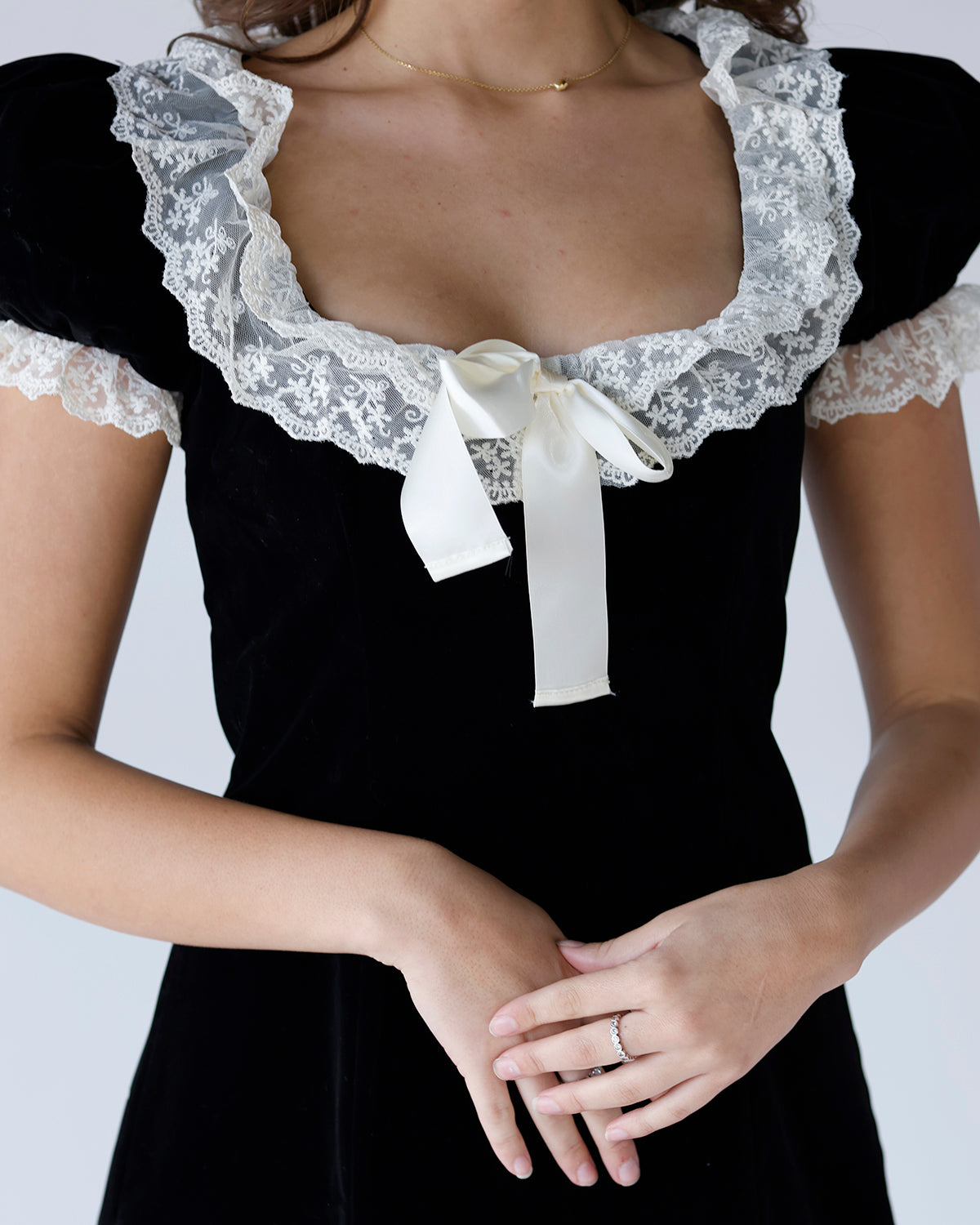 VELVET KISS MINI DRESS