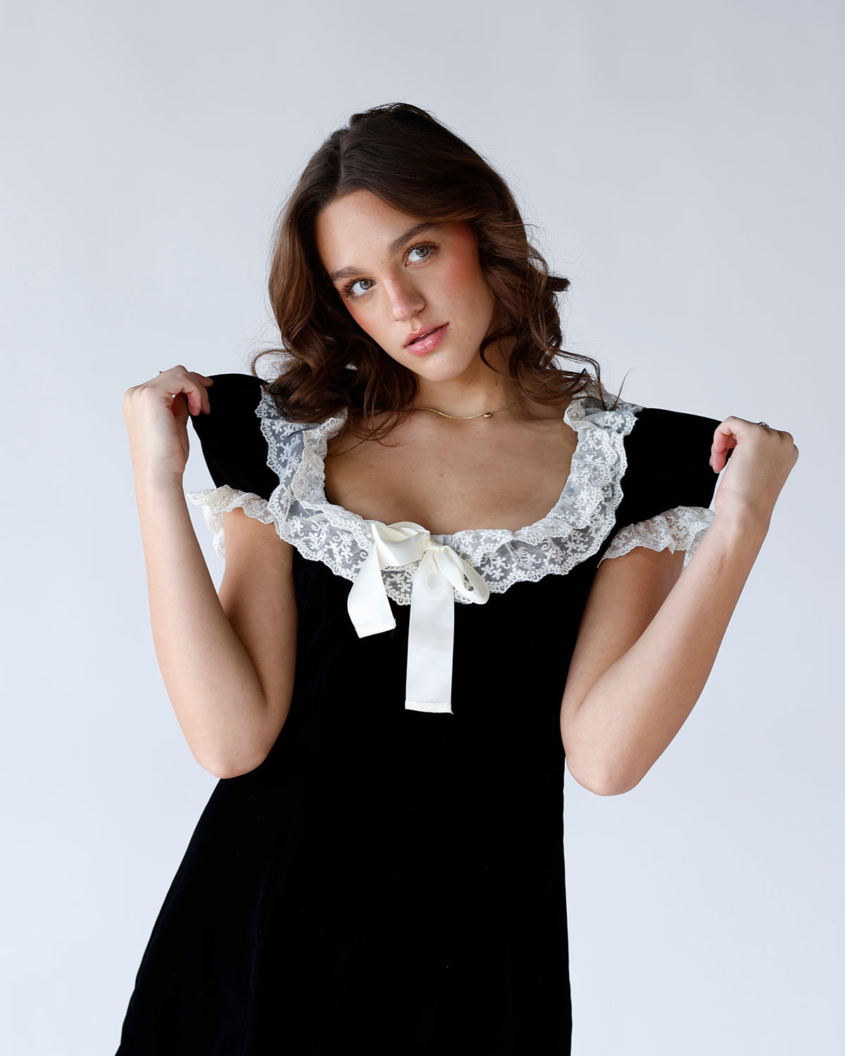 VELVET KISS MINI DRESS