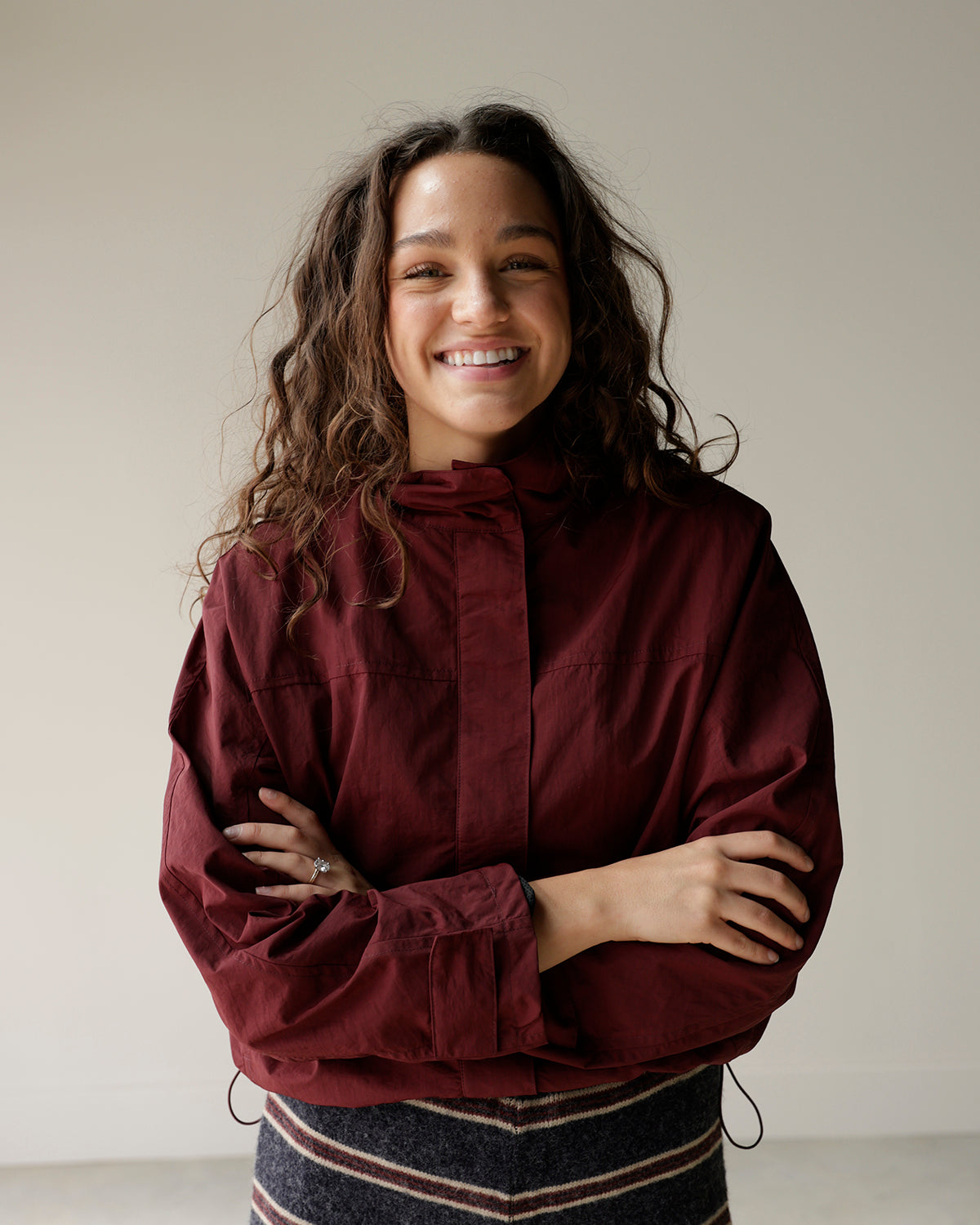 COOL GIRL VIBES WINDBREAKER JACKET X BURGANDY