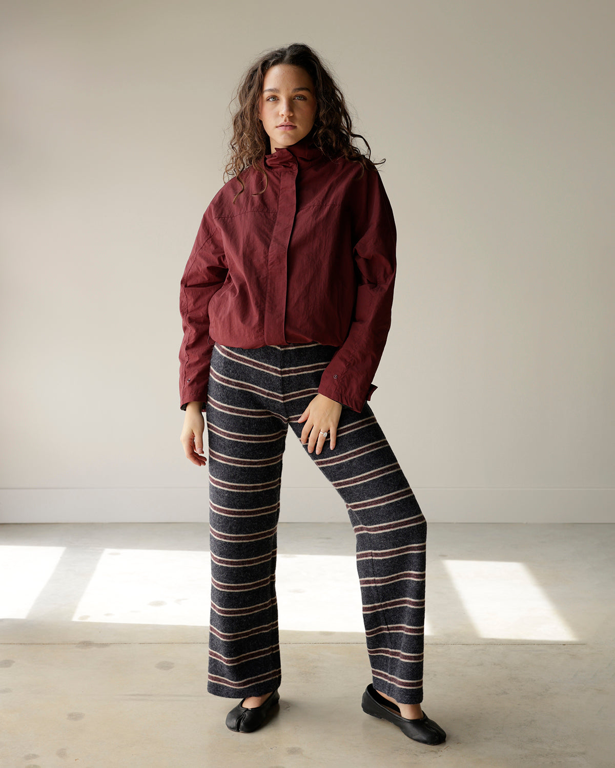 COOL GIRL VIBES WINDBREAKER JACKET X BURGANDY