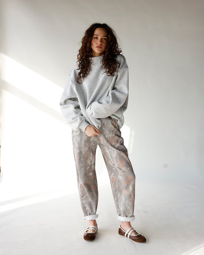 ESSENTIAL MOCK NECK SWEATSHIRT