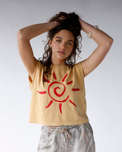 HIP SUNBURST MUSCLE TEE