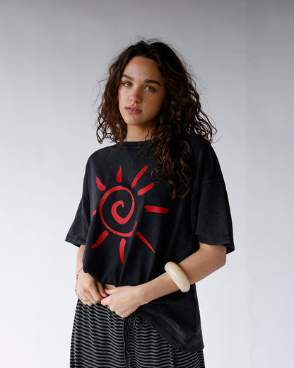 HIP SUNBURST TEE