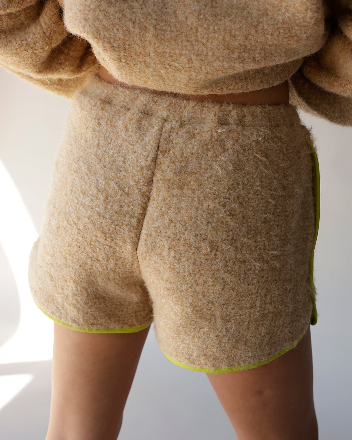 ECRU LIME FLEECE SHORTS