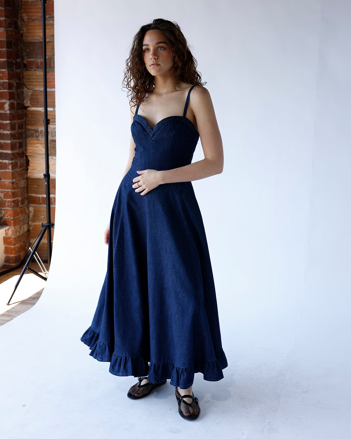 FREE PEOPLE ANOTHER SEASON DENIM MIDI DRESS