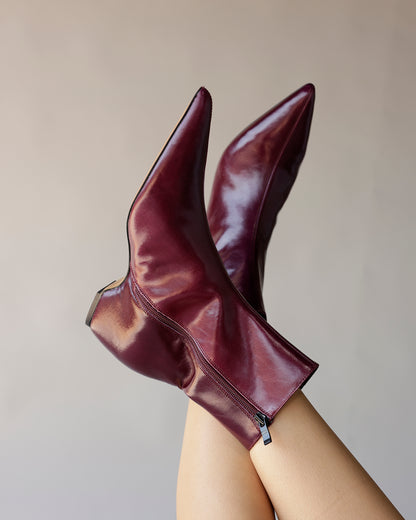 Steve Madden maroon leather ankle booties with pointed toe and side zipper