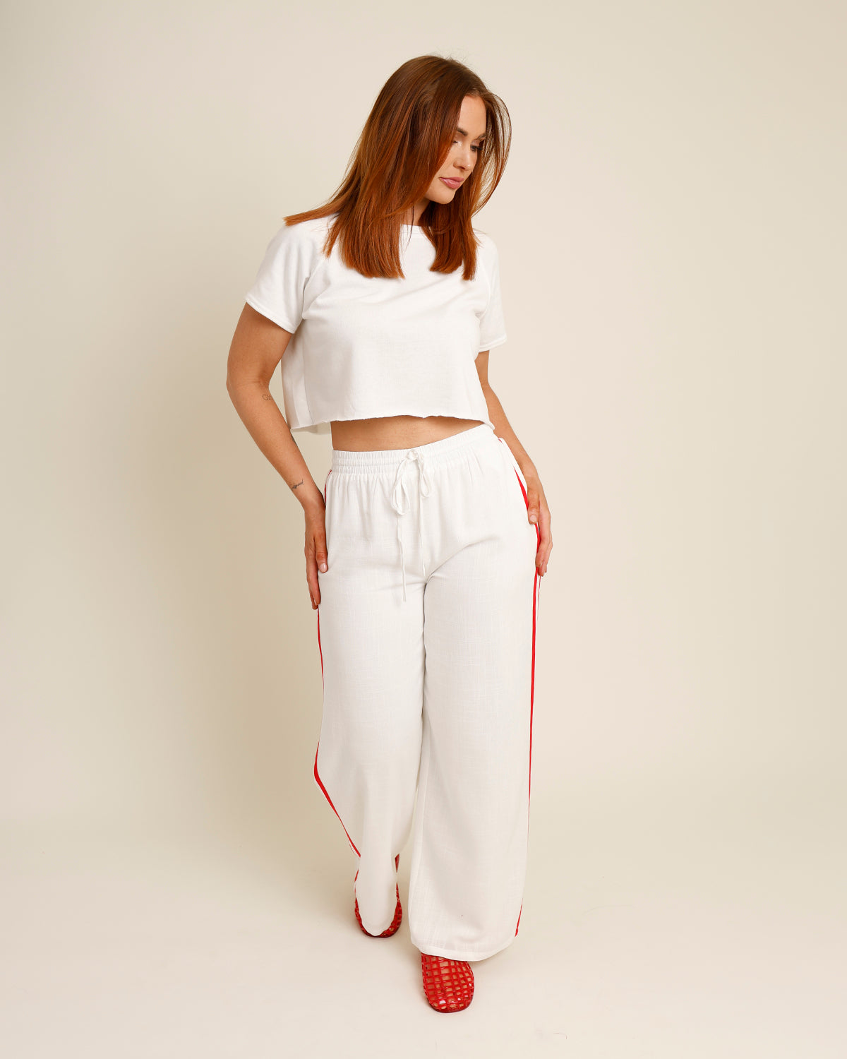 WORK IT OUT CROP TOP X WHITE
