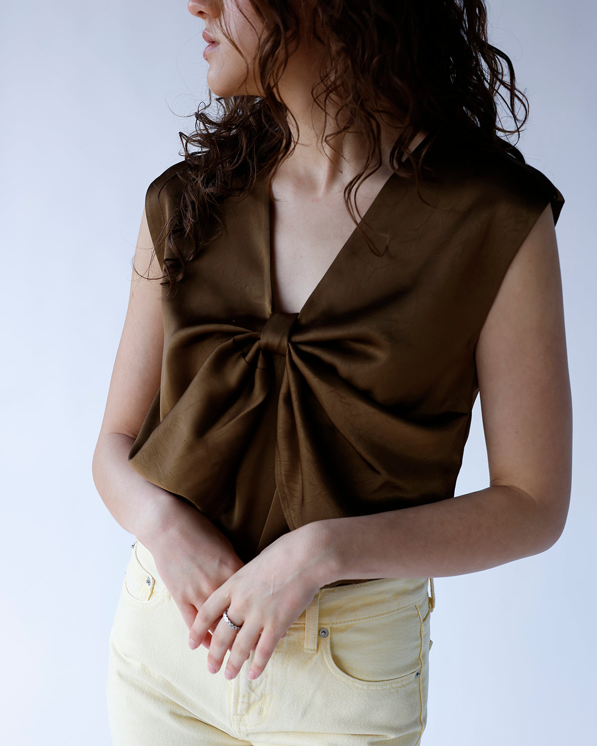 MOCHA BOW KISS TOP