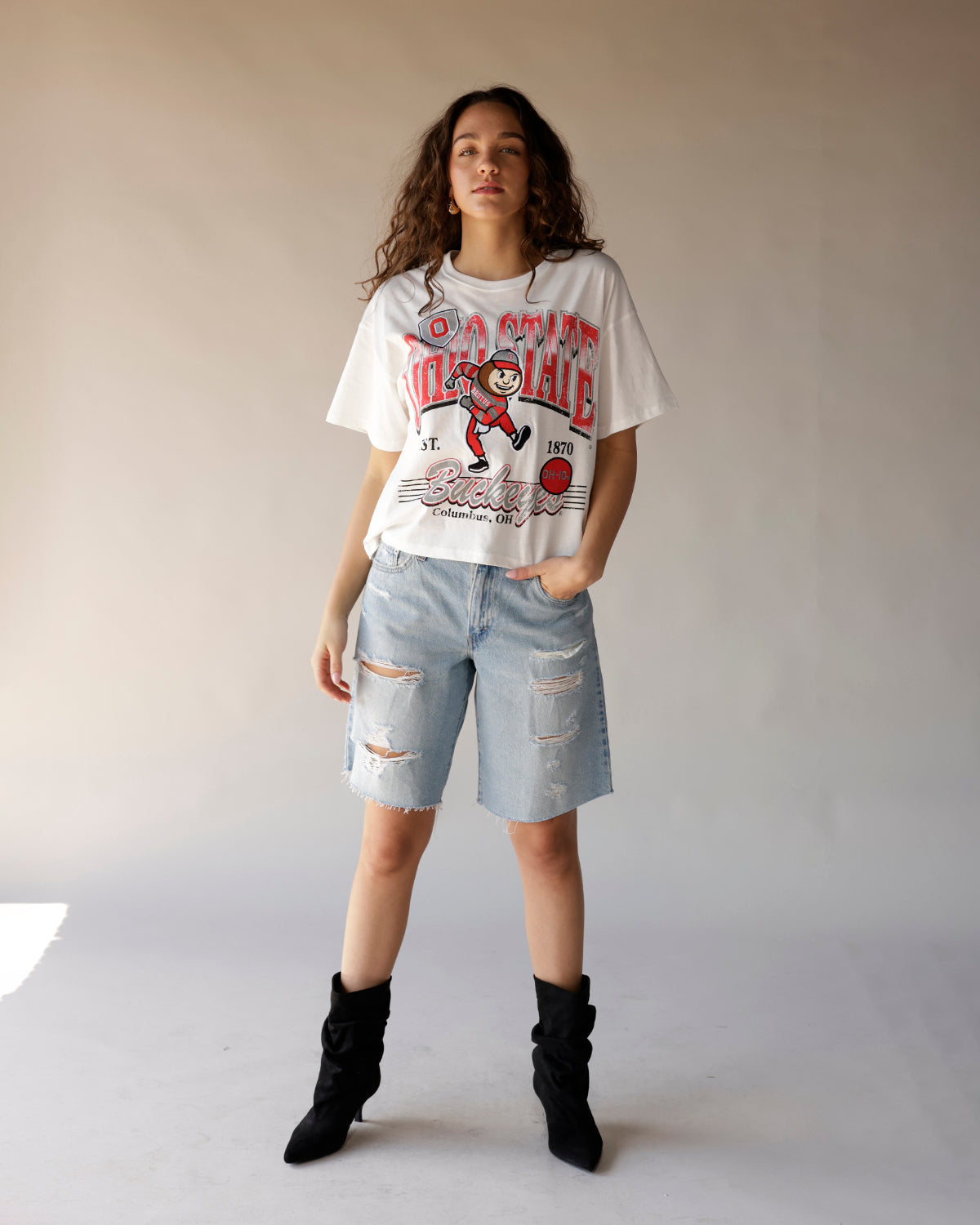 White oversized Ohio State Buckeyes Brutus graphic tee, retro collegiate print