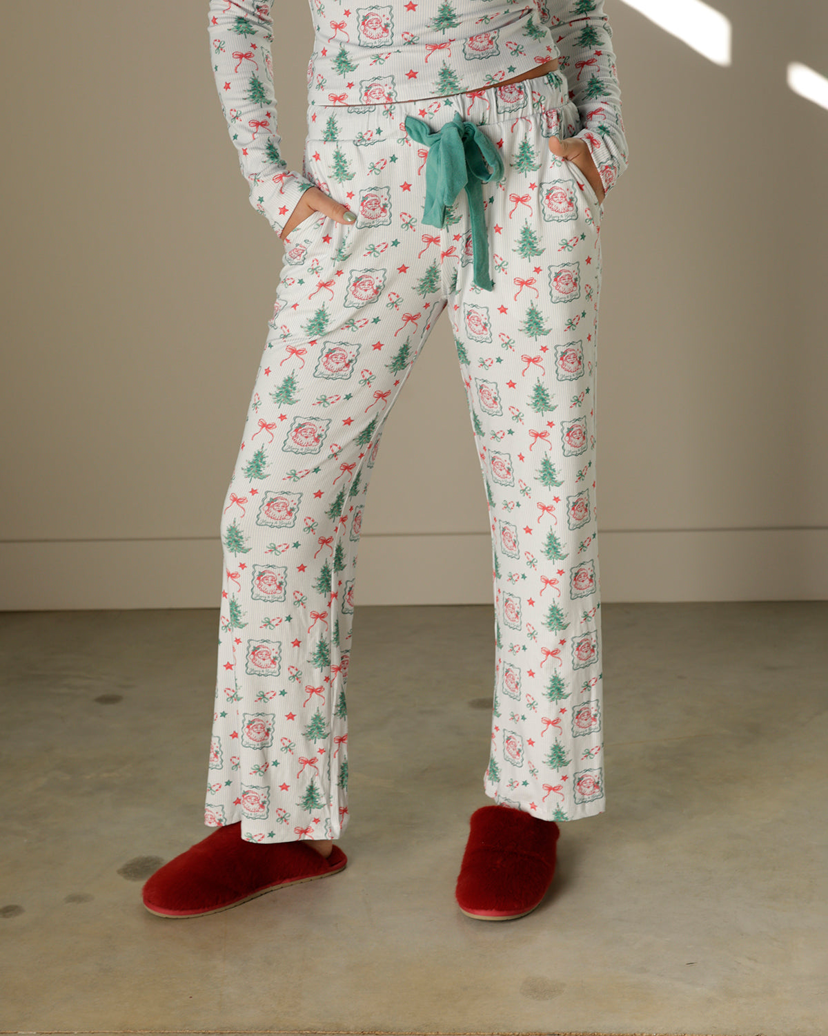 VINTAGE CHRISTMAS PAJAMA SET