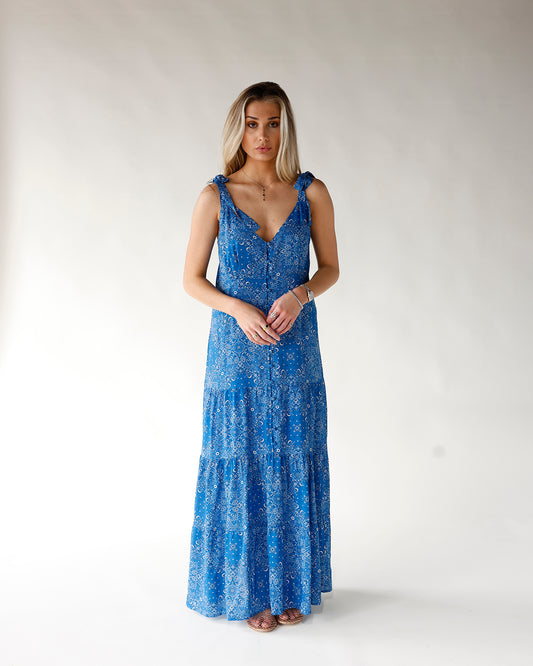 blue paisley print adjustable tie maxi dress