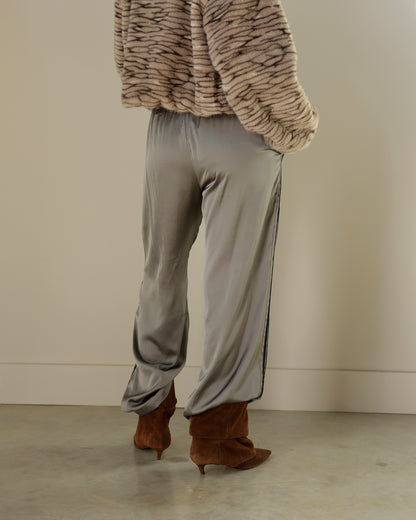 STAY IN YOUR LANE TRACK PANTS X GRAY