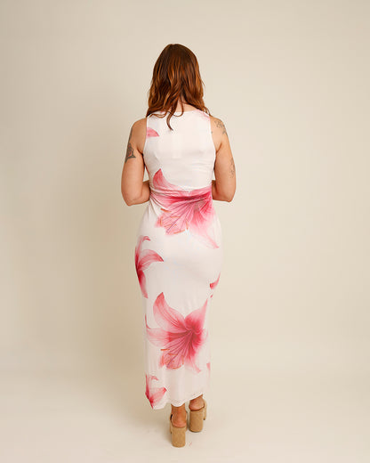 BLUSHING BLOOMS MAXI DRESS