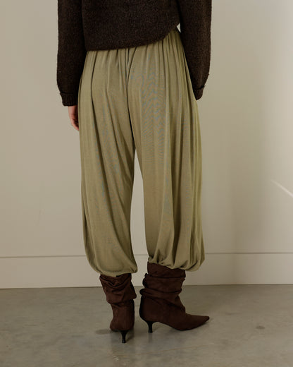 HAMMER TIME BALLOON PANTS X OLIVE GREEN