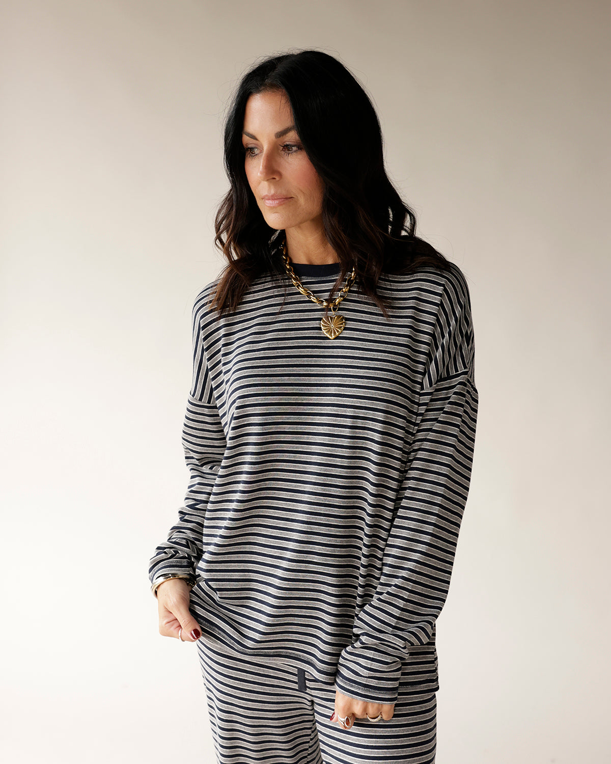 COZY COOL MORNINGS STRIPED LONG SLEEVED TOP X NAVY