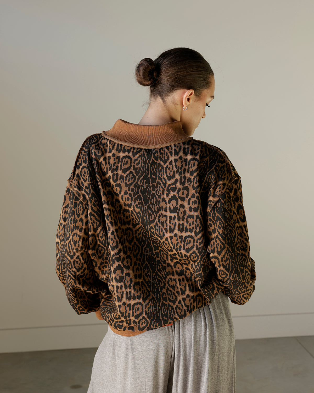STATEMENT LEOPARD MOCK NECK SWEATSHIRT