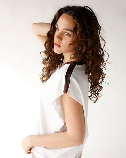 HIP OFFSET MUSCLE TEE