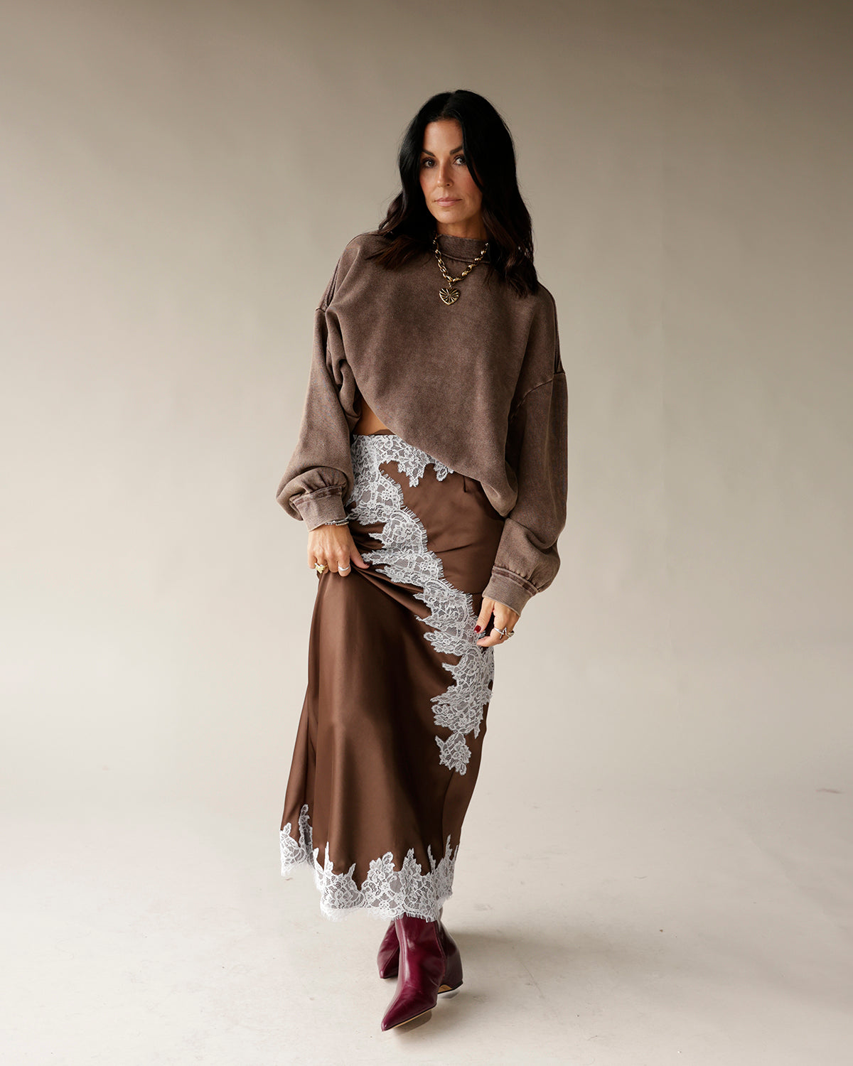 STAPLE MINI MOCKNECK SWEATSHIRT X BROWN