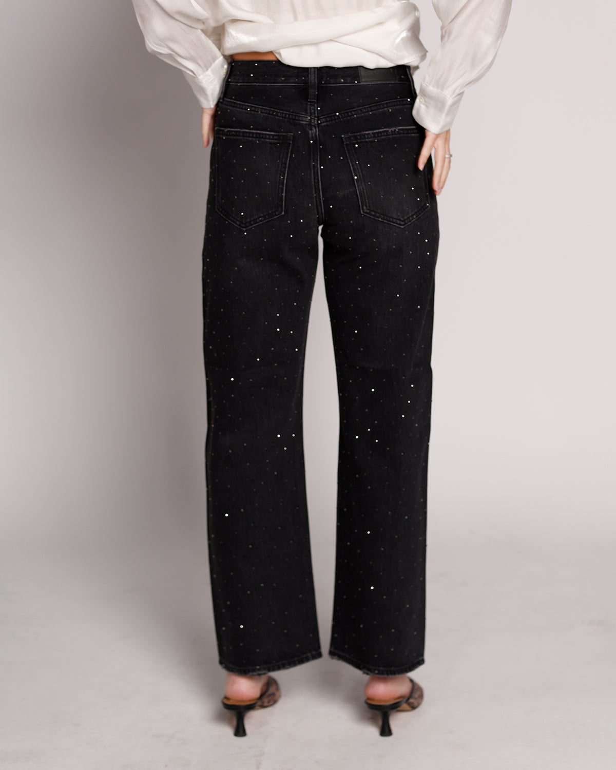 PISTOLA LEXI MID RISE BOWED STRAIGHT JEAN IN SILVER SCREEN