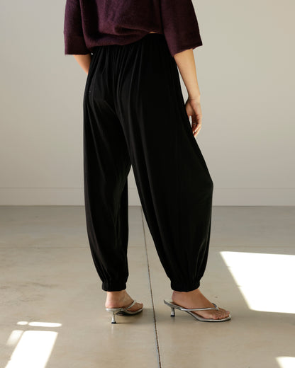 HAMMER TIME BALLOON PANTS X BLACK
