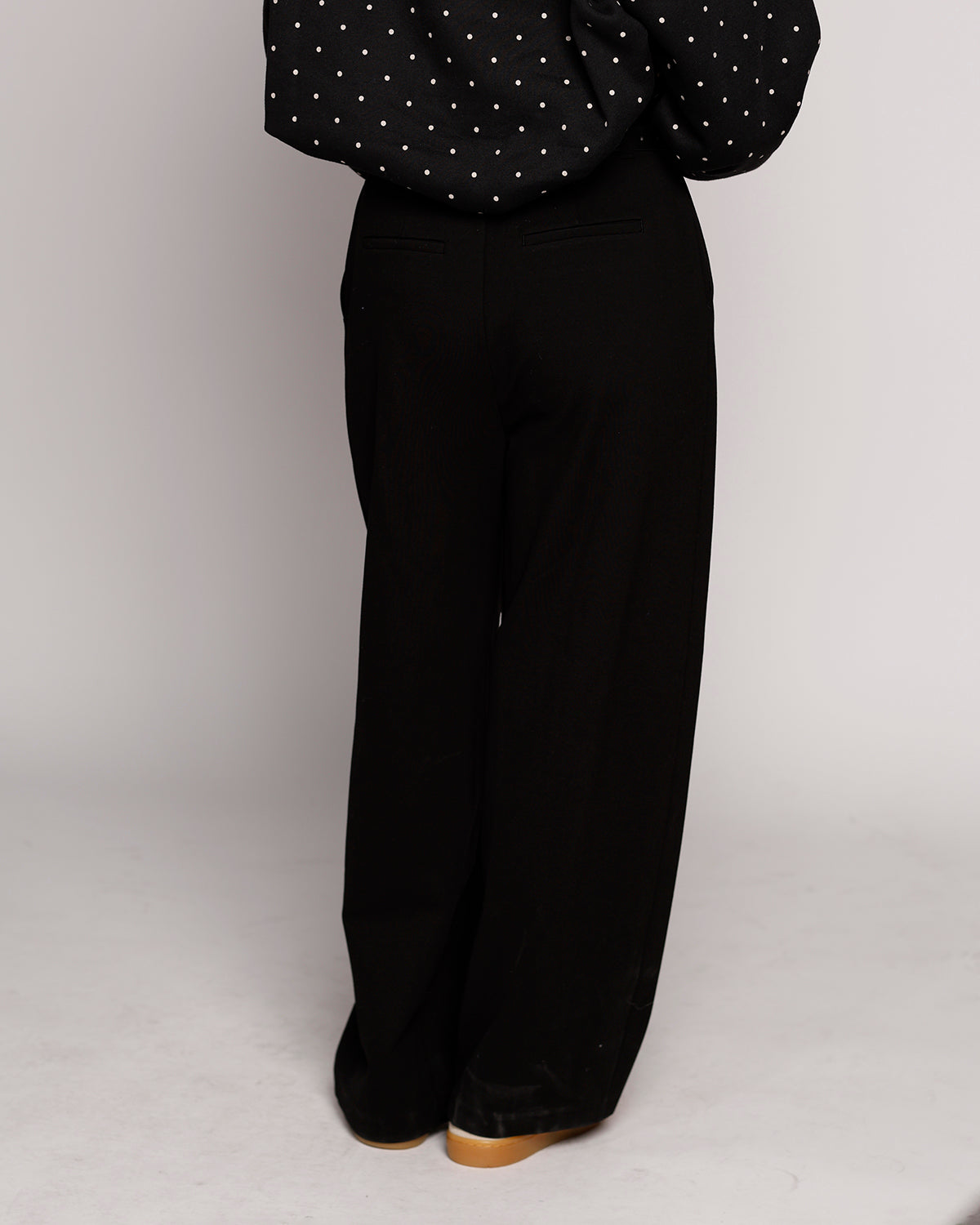 PISTOLA EDEN PLEATED PONTE TROUSER IN NIGHT OUT