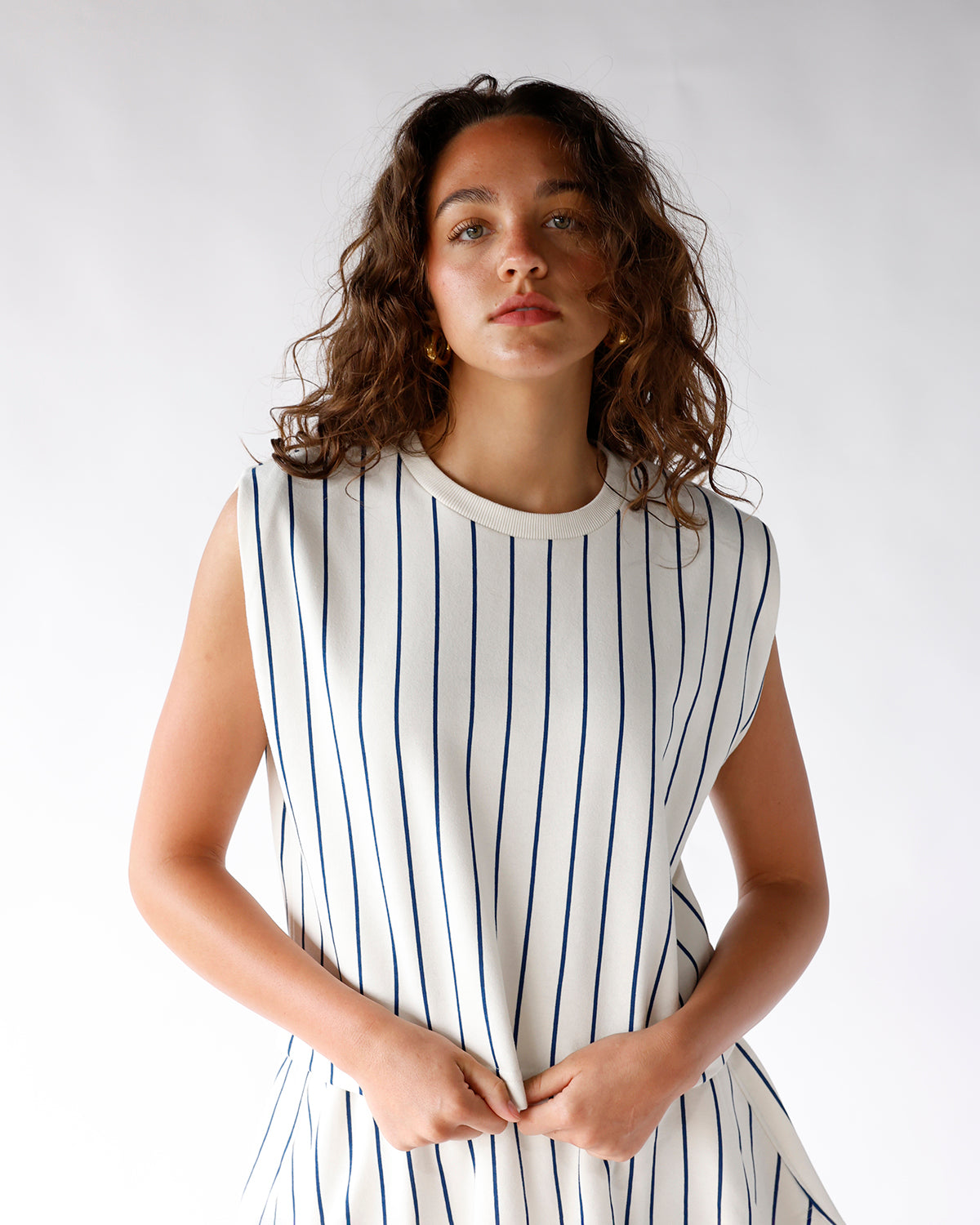 MARINA MUSE MUSCLE TEE