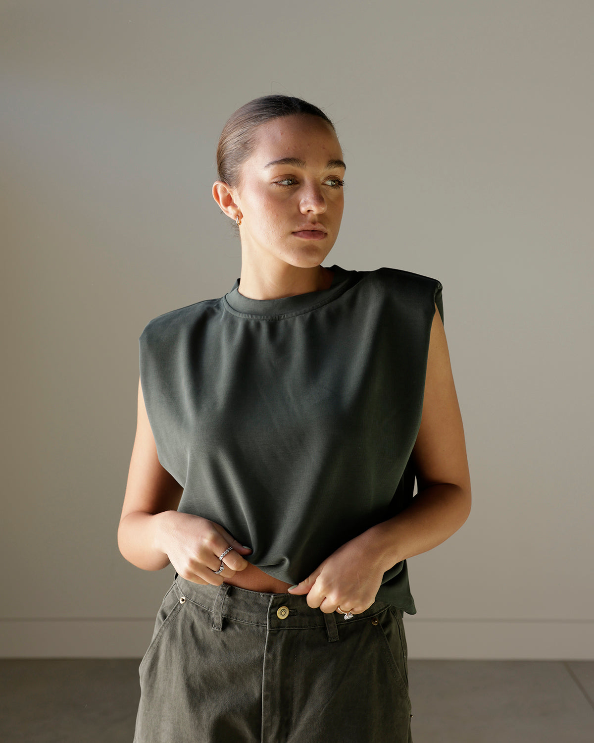 WORK WEAR ON REPEAT SLEEVELESS TOP X FOREST GREEN