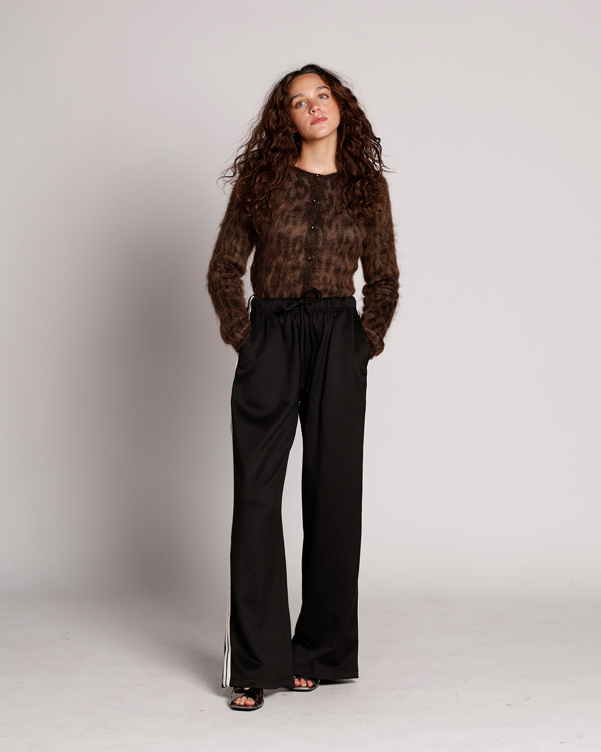 ASTR THE LABEL KATRIA CHEETAH FUZZY CREWNECK CARDI