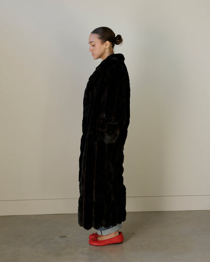 OLD HOLLYWOOD FLOOR GRAZING RICH BROWN FAUX FUR COAT
