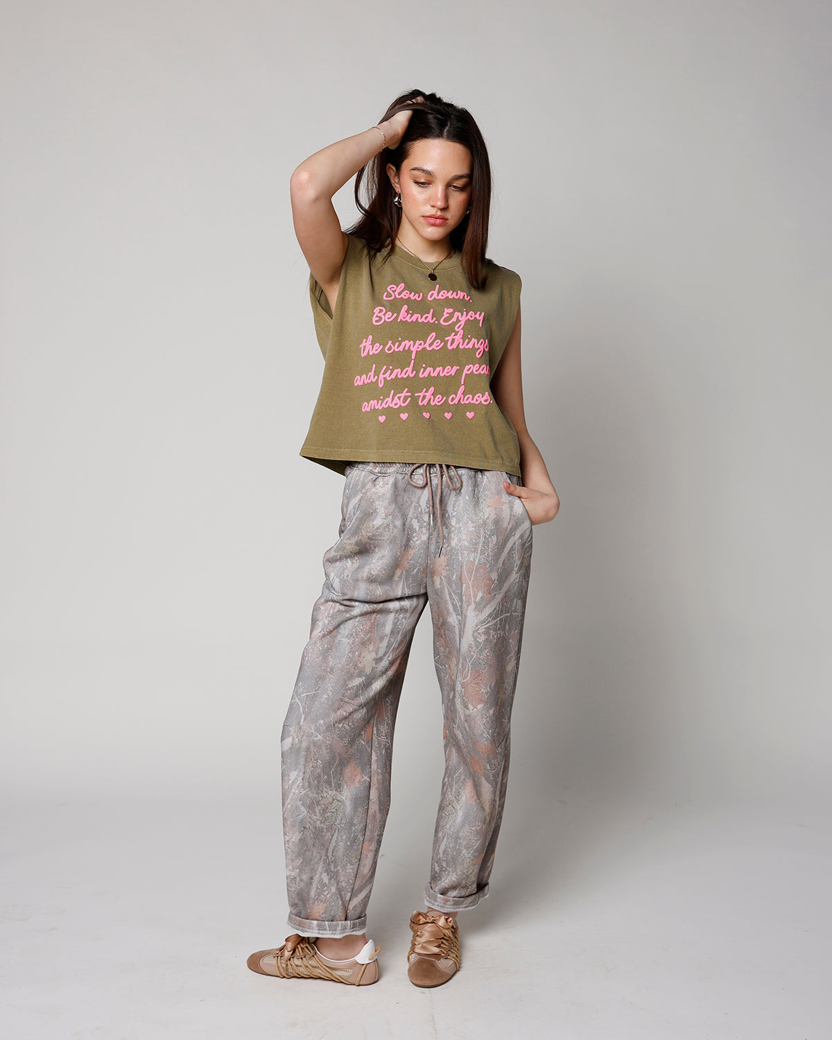 EVERYDAY REMINDERS MUSCLE TEE