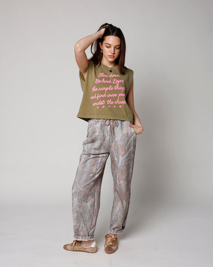 EVERYDAY REMINDERS MUSCLE TEE