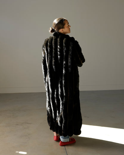 OLD HOLLYWOOD FLOOR GRAZING RICH BROWN FAUX FUR COAT