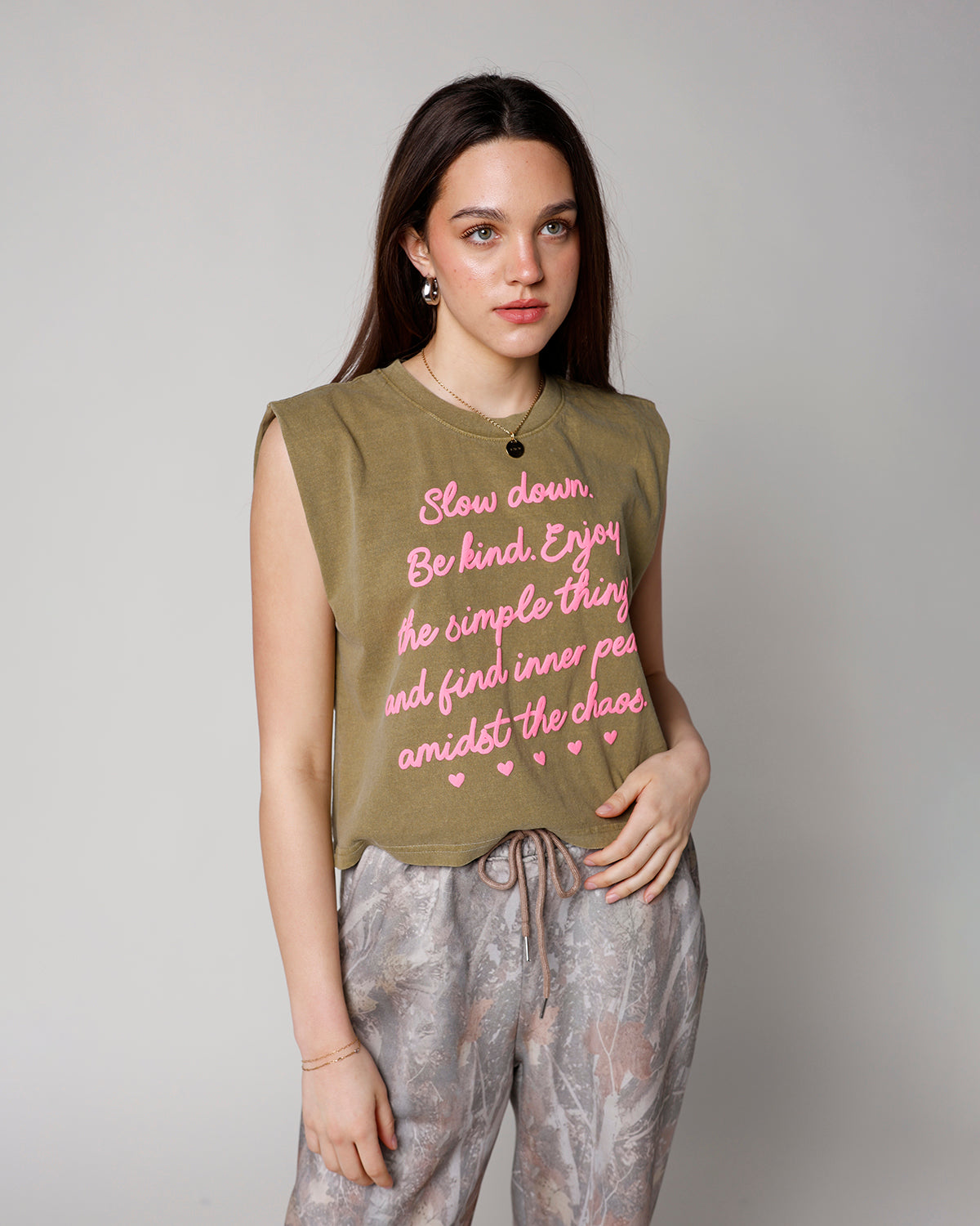 EVERYDAY REMINDERS MUSCLE TEE