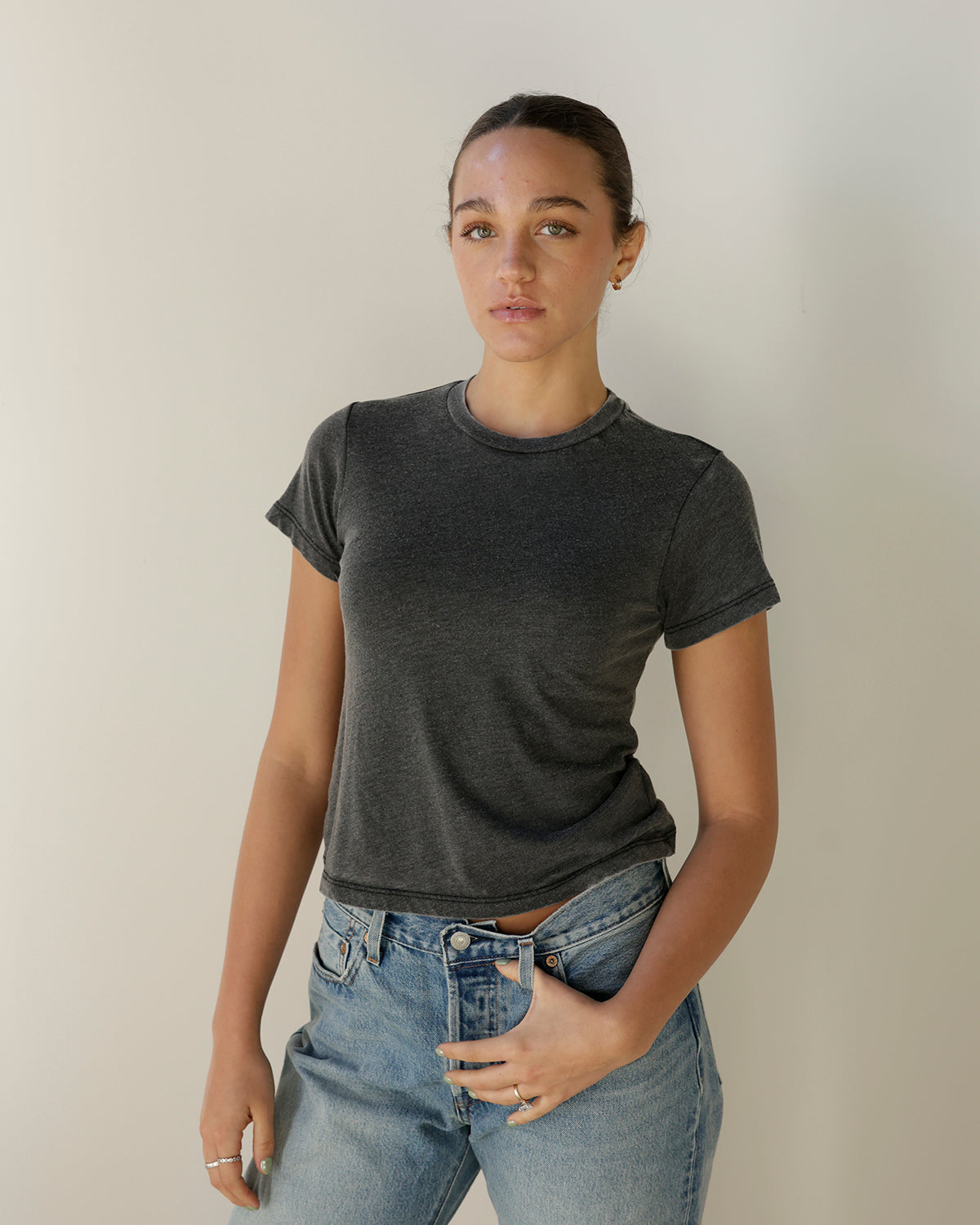 DAYDREAMER LA BABY TEE X WASHED BLACK