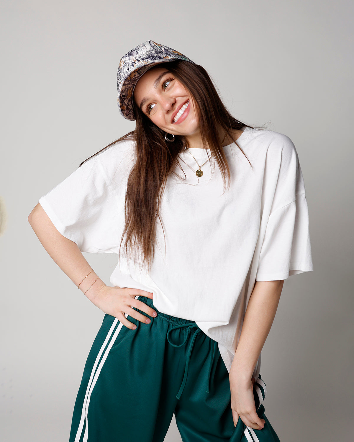 THE STAPLE TEE X WHITE