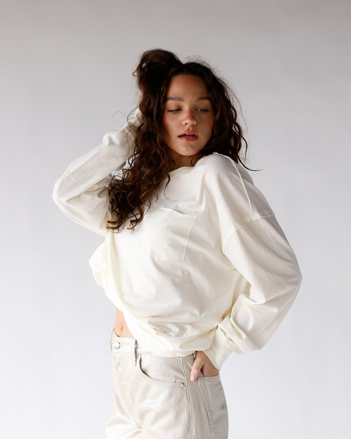 white long sleeve simple long sleeve top comfy everyday look winter wardrobe 