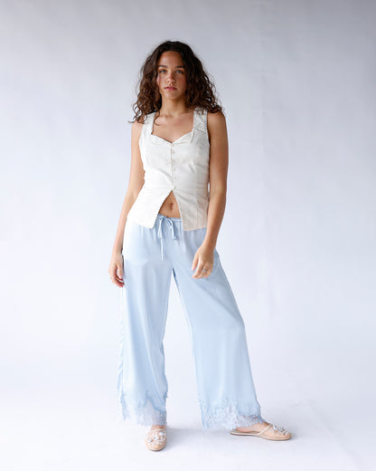 VINTAGE LACE BUTTON TOP