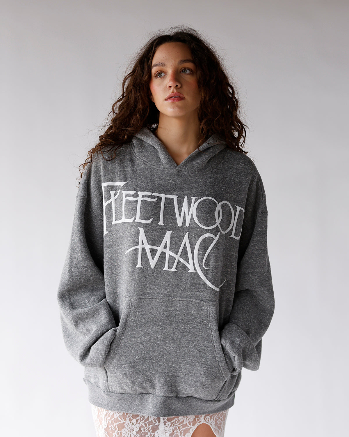 DAYDREAMER FLEETWOOD MAC LOGO OVERSIZED HOODIE