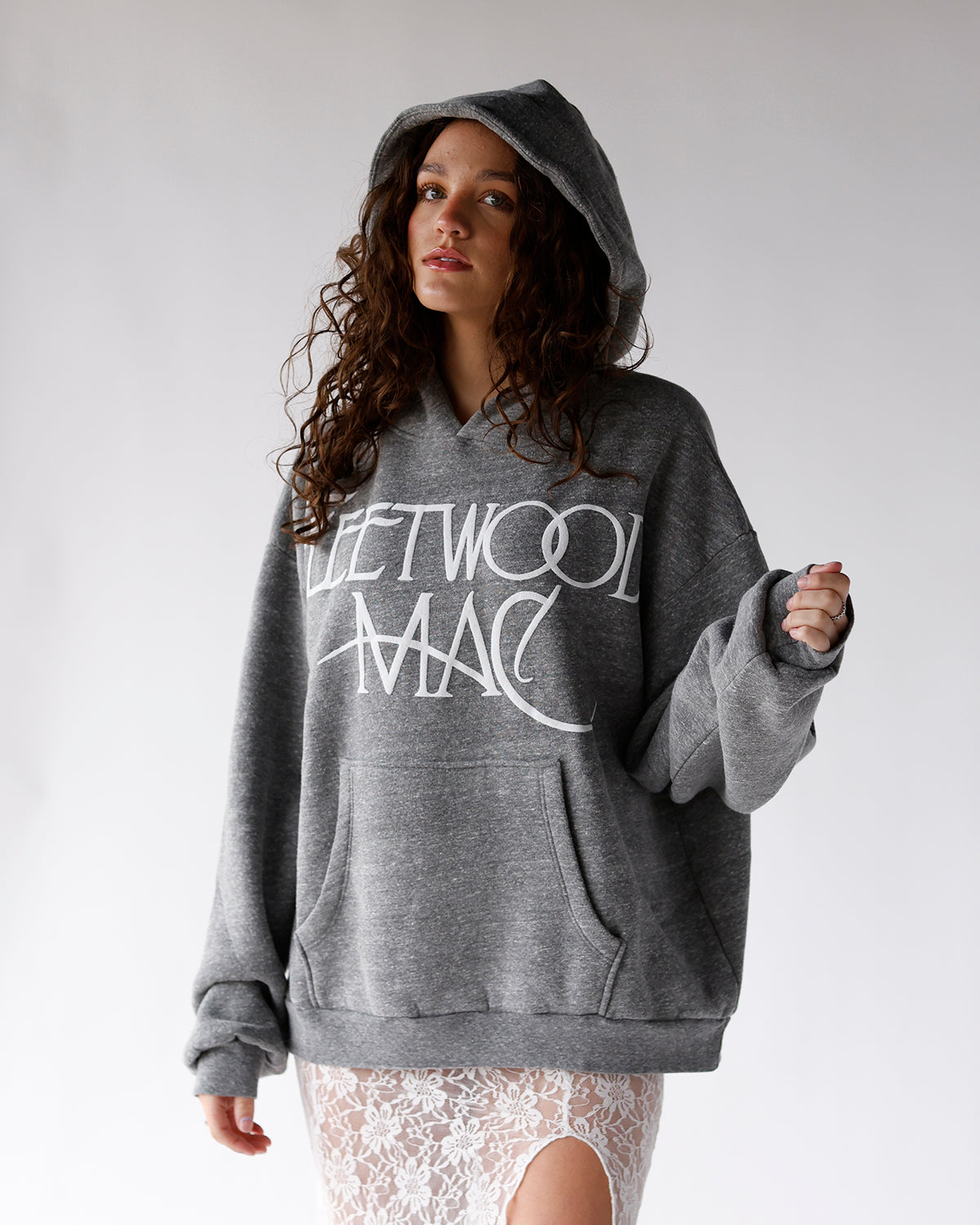 DAYDREAMER FLEETWOOD MAC LOGO OVERSIZED HOODIE