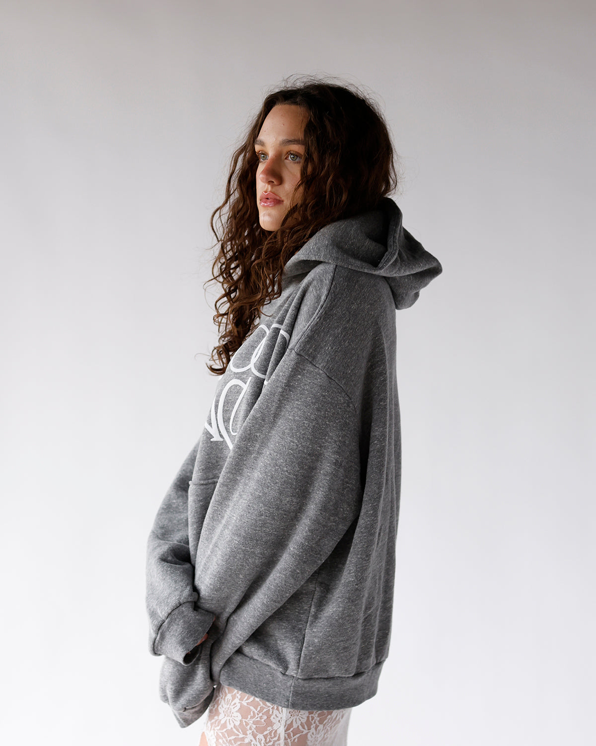 DAYDREAMER FLEETWOOD MAC LOGO OVERSIZED HOODIE
