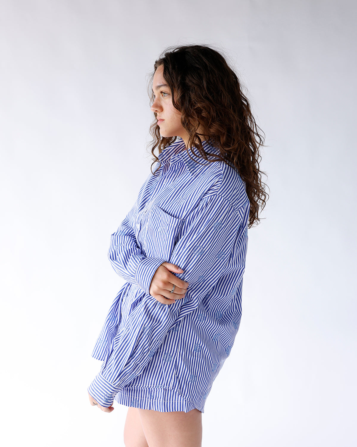 SHELL YEAH ANGIE BUTTON UP