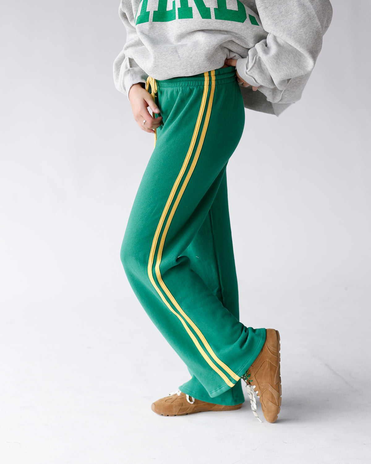 DAYDREAMER SOLID TRACK PANT IN JADE