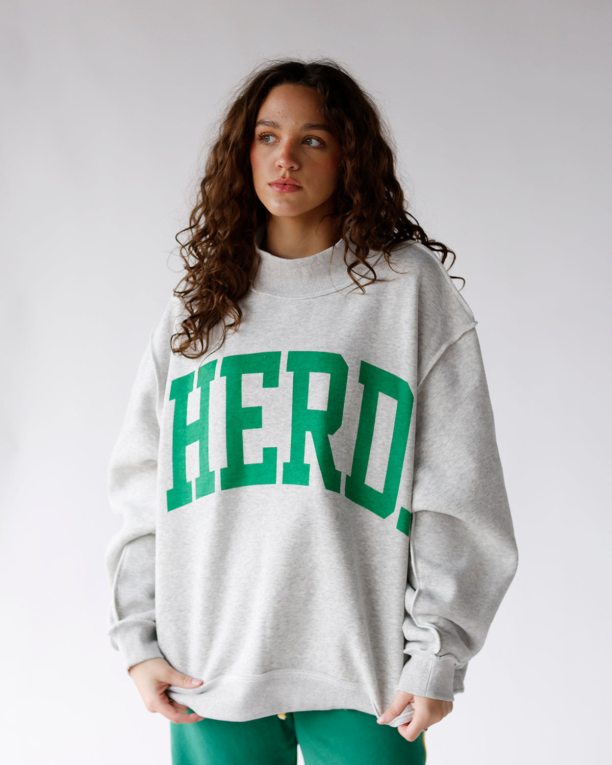 THE HUNTINGTON REVERSIBLE MOCK NECK SWEATSHIRT