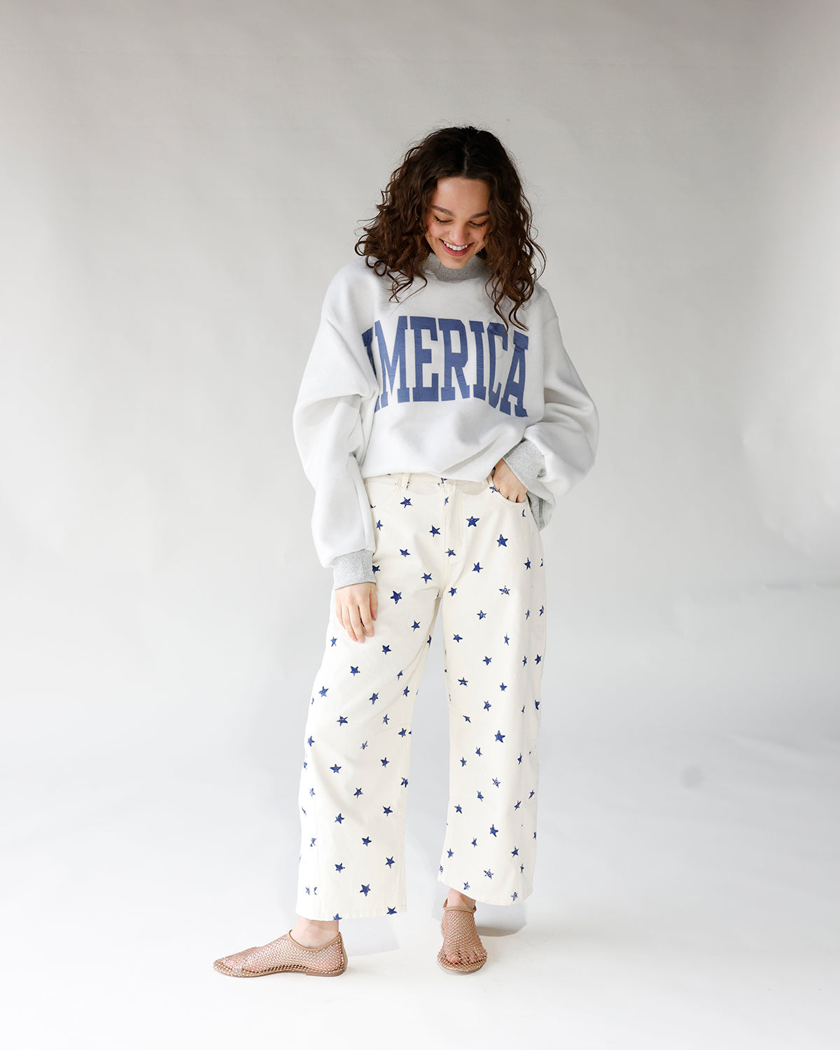 BORN TO SHINE STAR BARREL JEANS