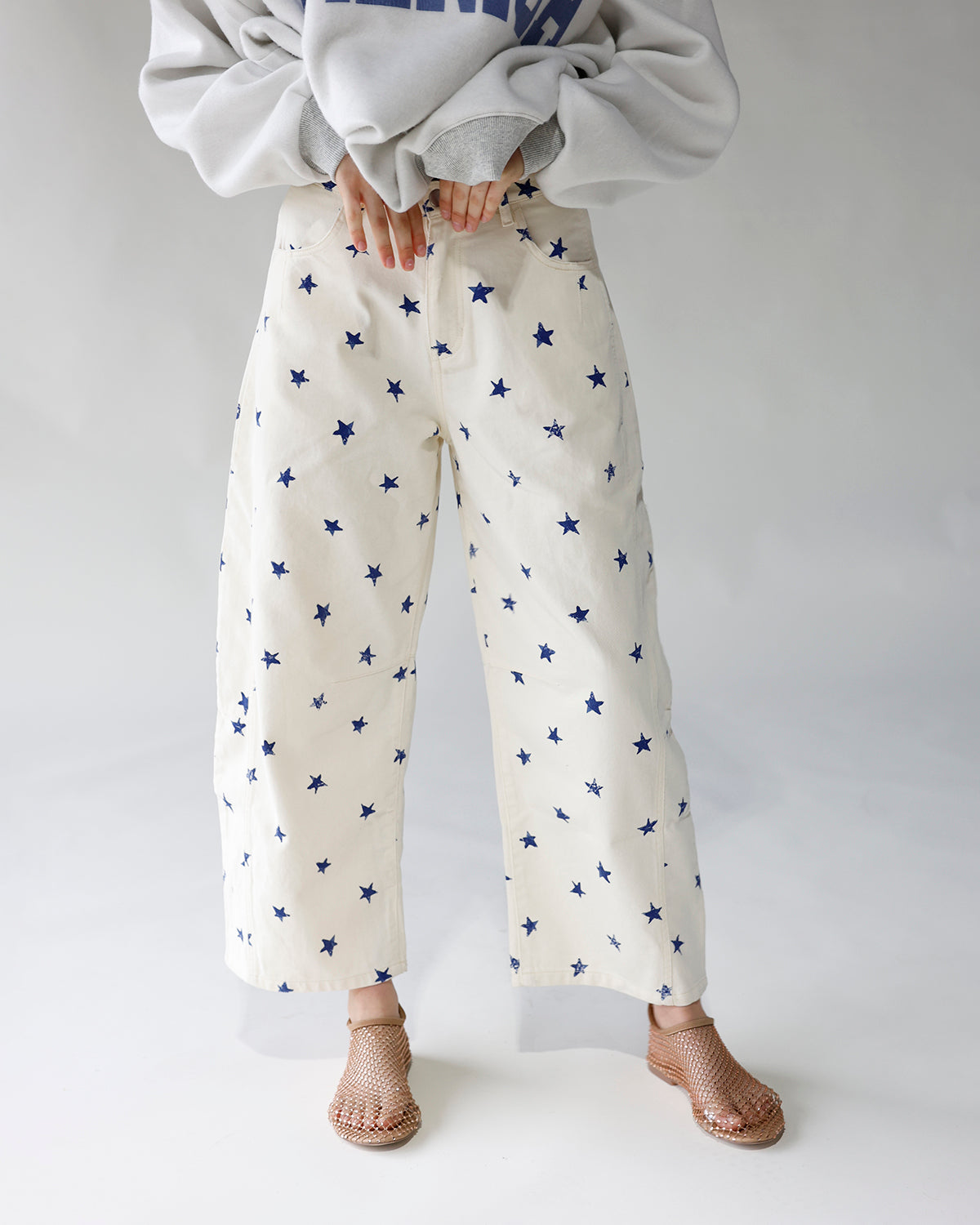 BORN TO SHINE STAR BARREL JEANS