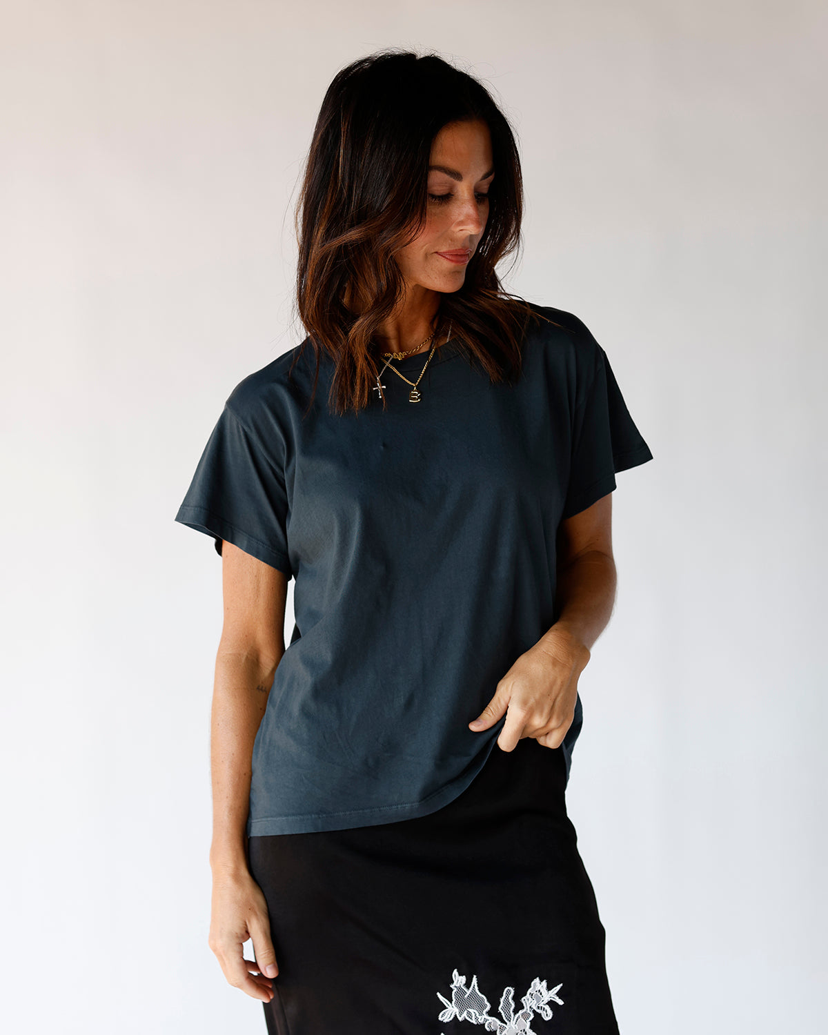 perfect black tee vintage everday essential tee