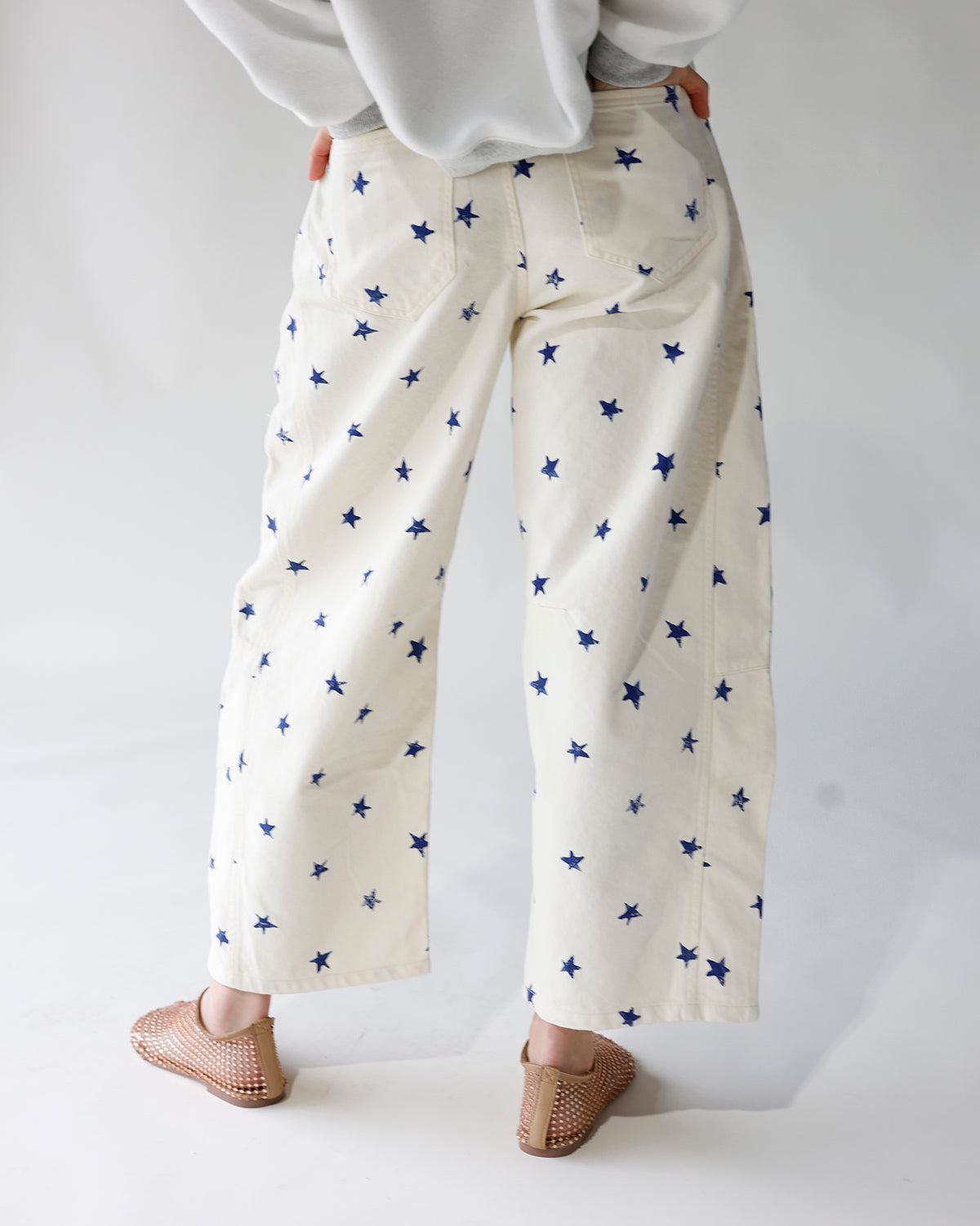 BORN TO SHINE STAR BARREL JEANS