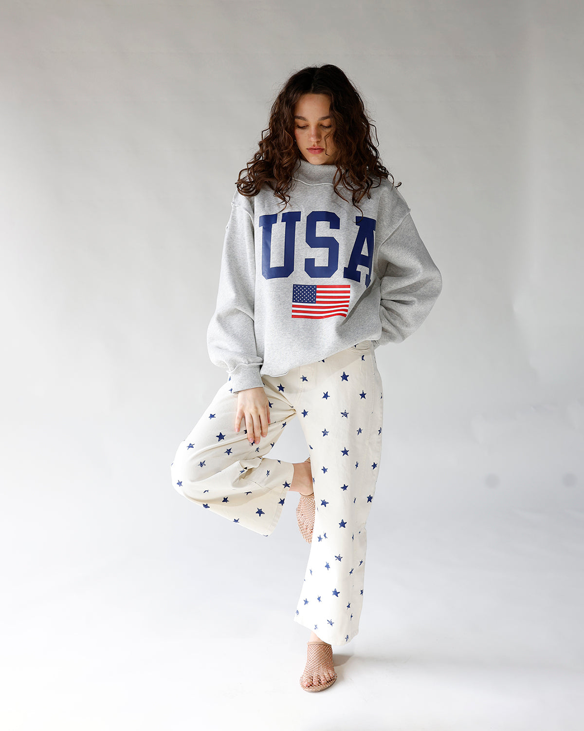 BORN TO SHINE STAR BARREL JEANS